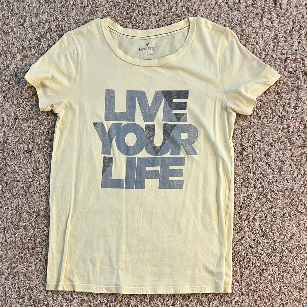 🔥4/$10 American Eagle Outfitters Yellow Graphic Tee